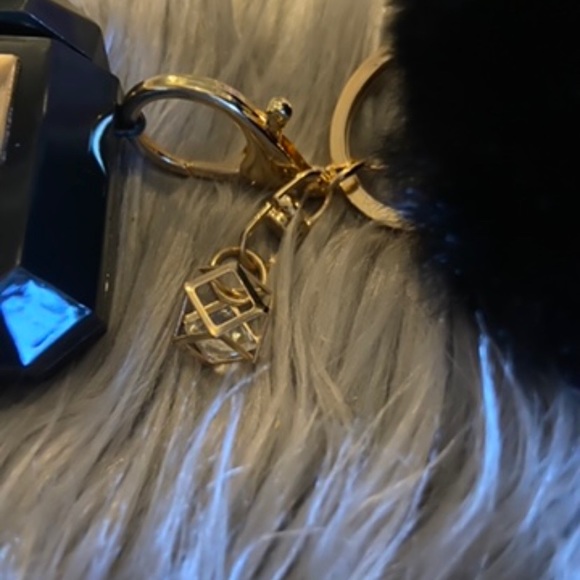 🖤Black Apple AirPods Case ~ fits Apple AirPods 1 & 2 - Picture 4 of 9